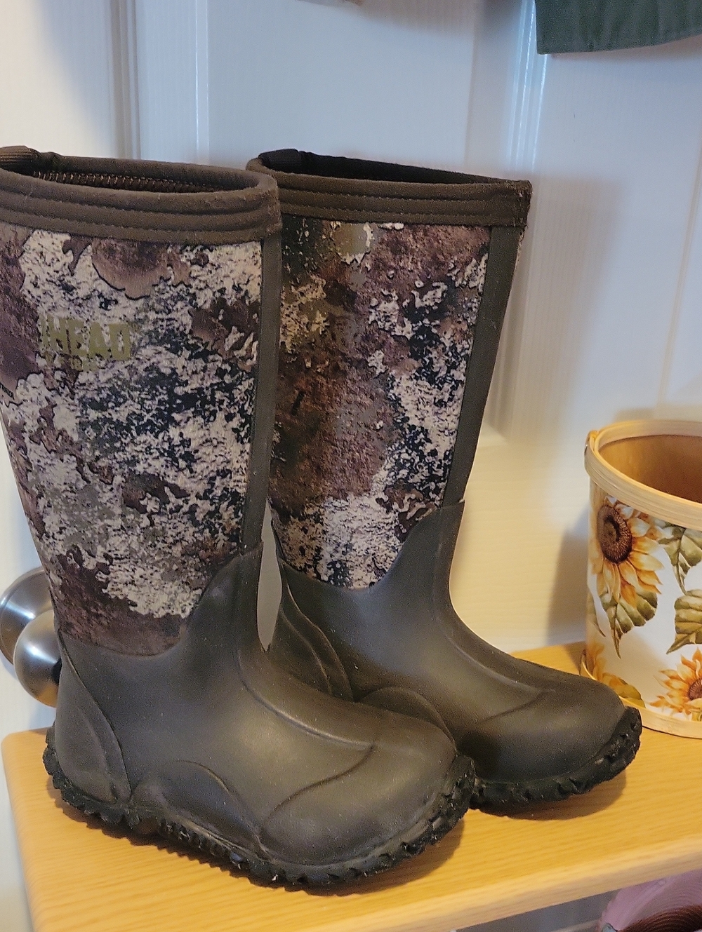 RedHead KIDS Neoprene Boots in Black and Brown
